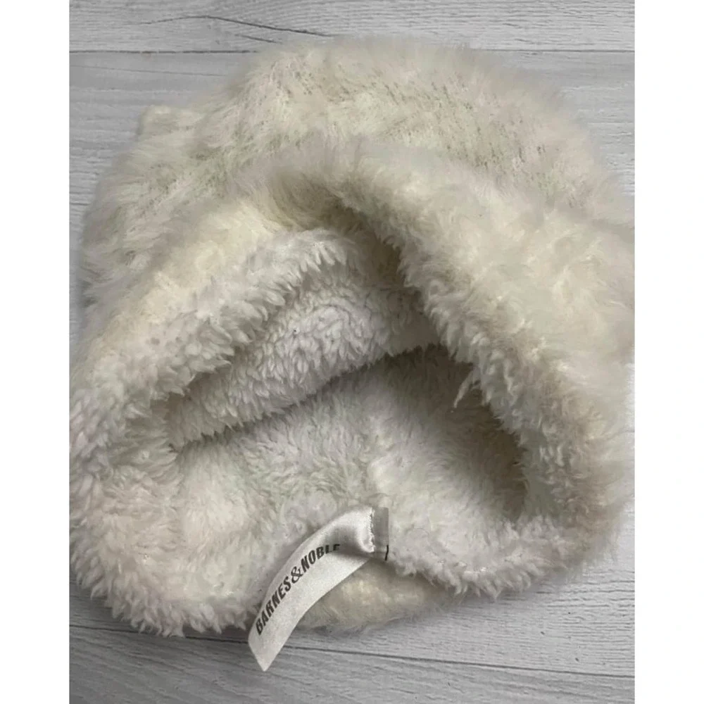 Barnes and Noble infant alpaca‎ white furry hat